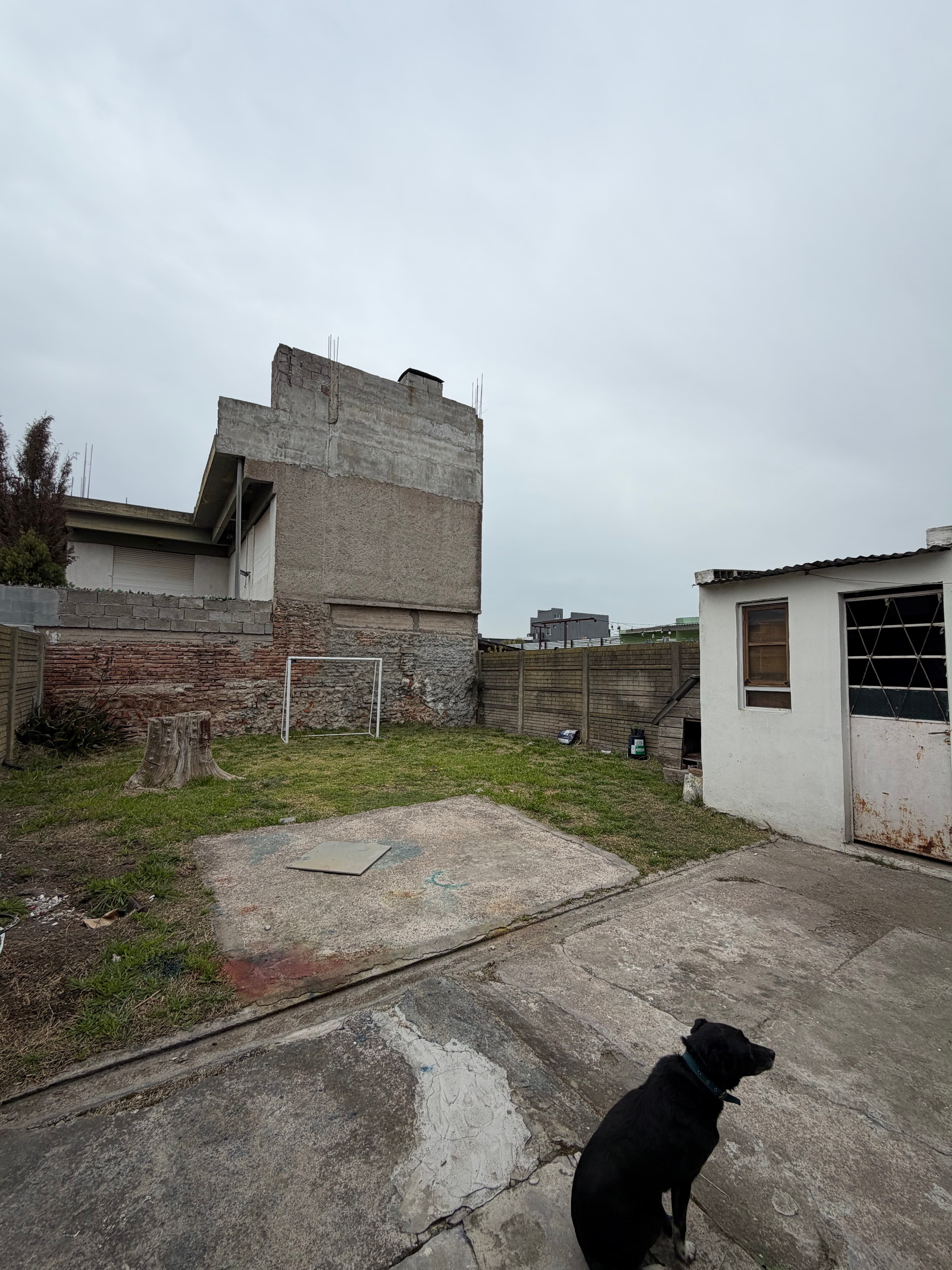 Casa Dos dormitorios B. Lujan - 7