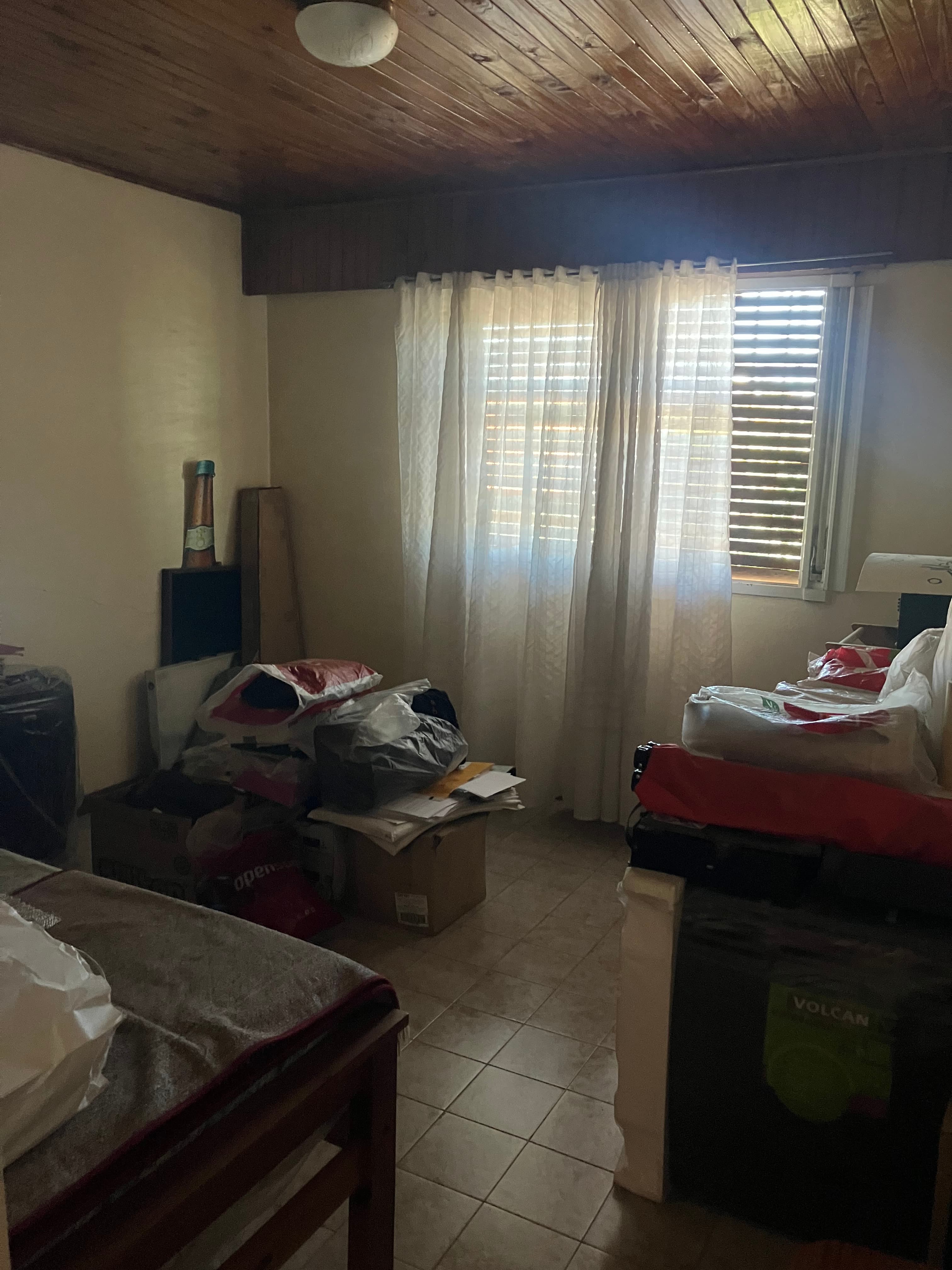 Sólido chalet B. Mariano Moreno - 9