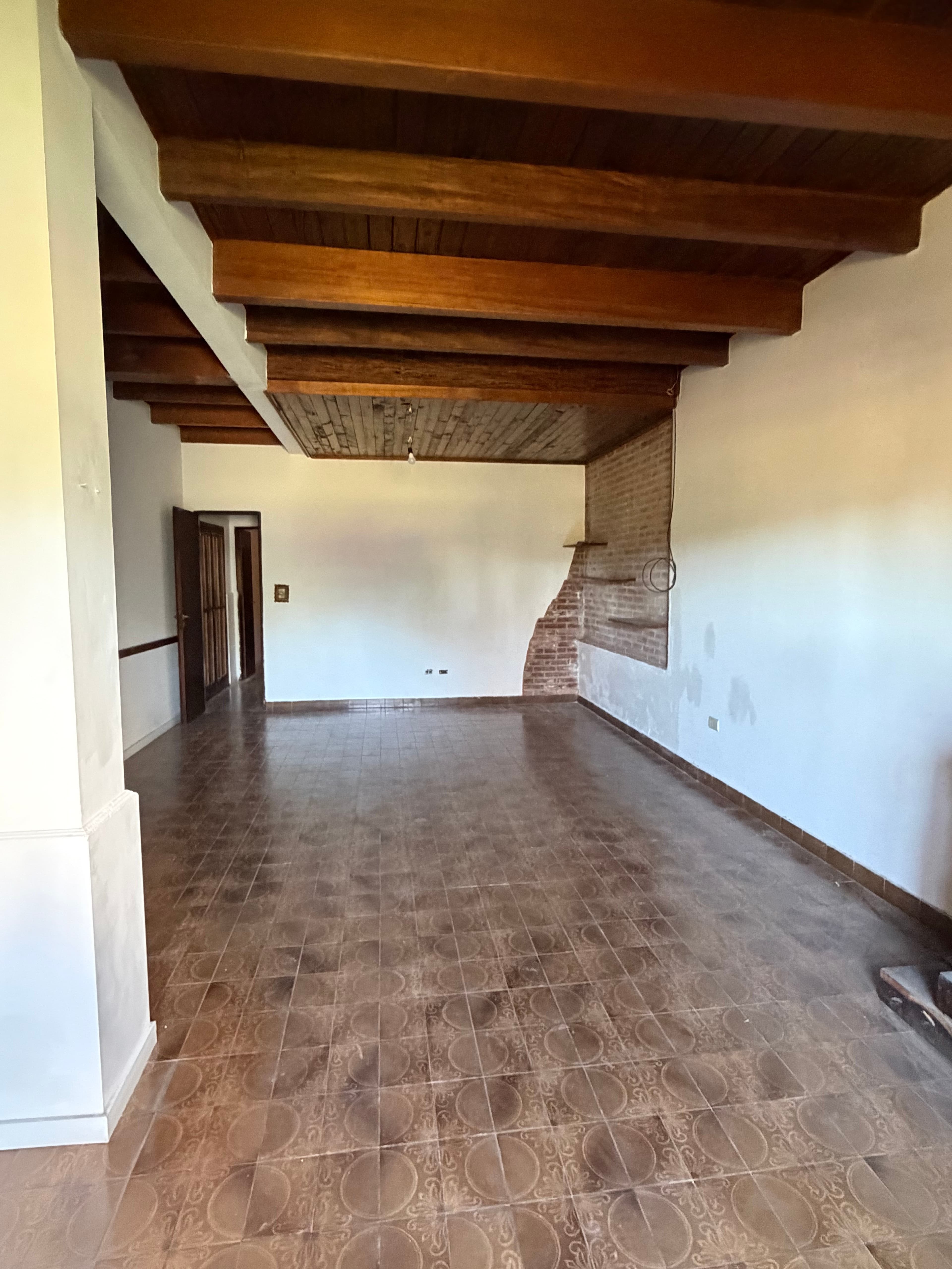 Duplex excelente ubicación  - 2