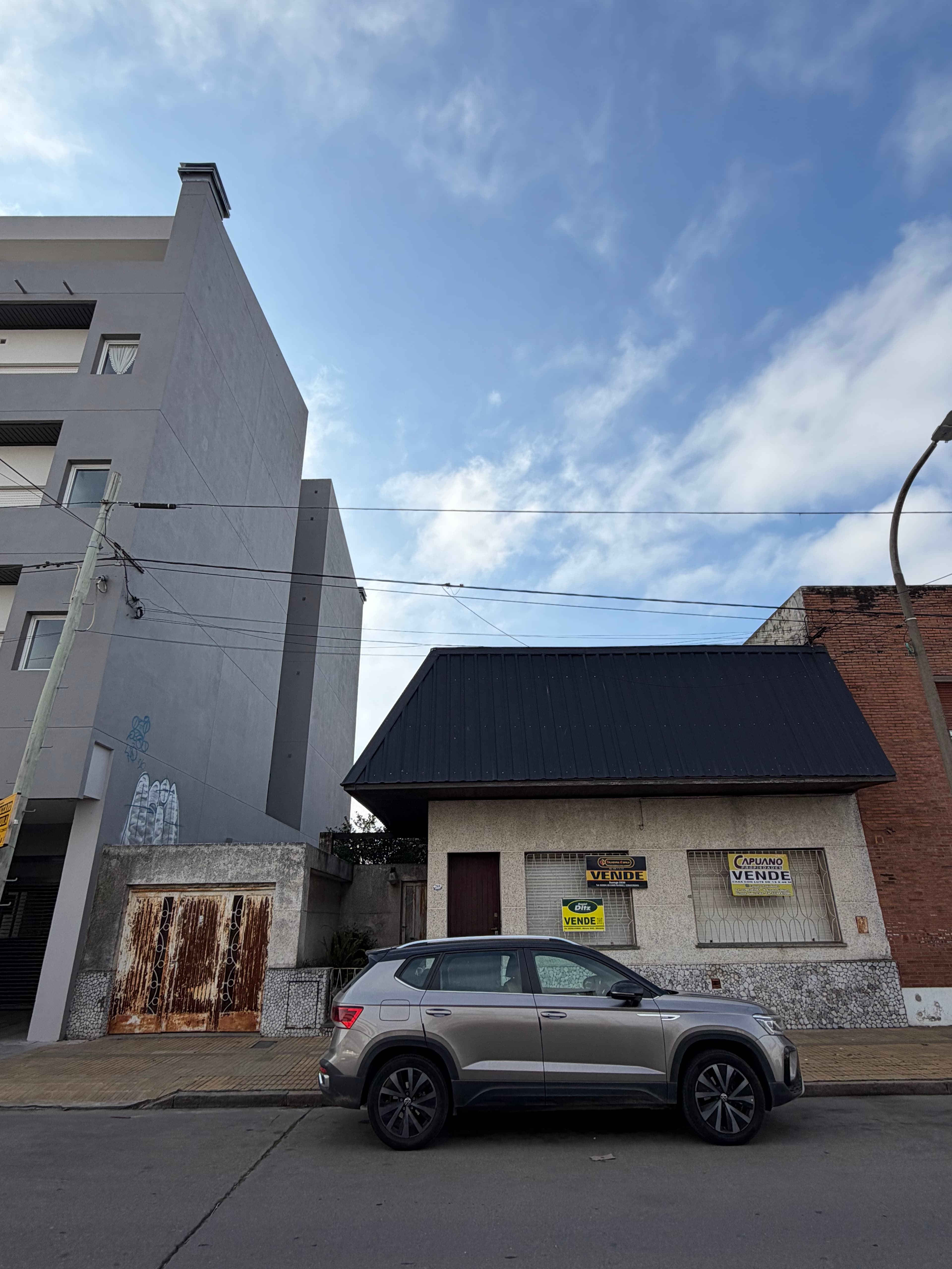 Casa a refaccionar céntrica